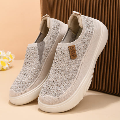 Spring and autumn new old Beijing cloth shoes women's single shoes soft sole comfortable slip-on mother shoes thick sole non-slip casual shoes women